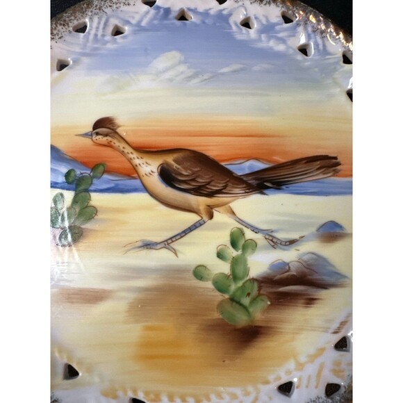 Vintage Arkansas Roadrunner 8.25" Souvenir Plates Pair Cut-Out Gold Trim - Picture 6 of 7